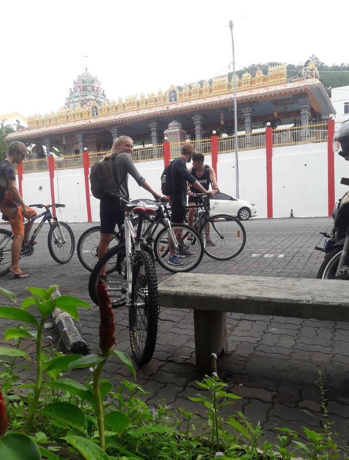 Motodorm Langkawi Vandrarhem Kuah Exteriör bild